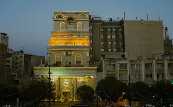 قصر بین المللی