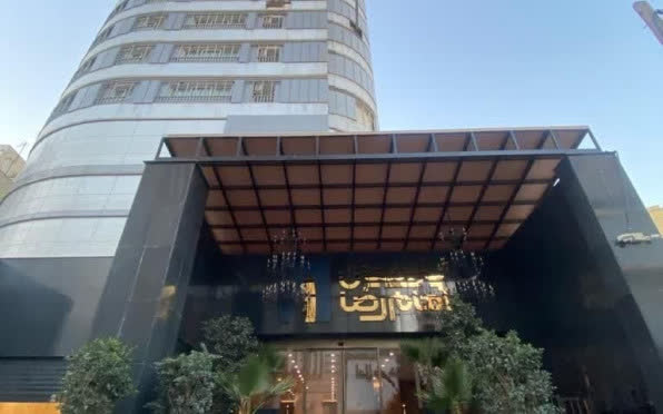 هتل آپارتمان لوتوس پارسیان