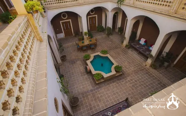 اقامت گاه بابا افضل